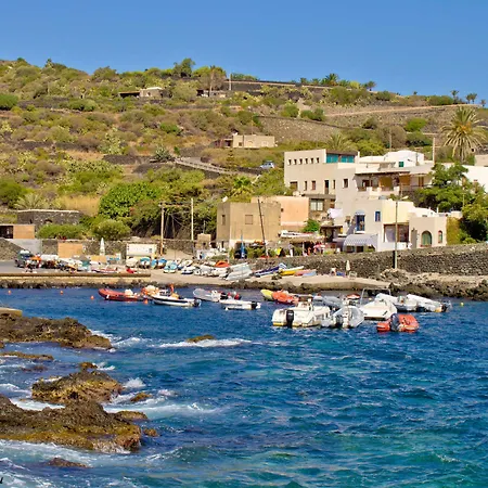 Отель Qalea Pantelleria 4*