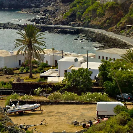 Qalea Pantelleria Отель Madonna Delle Grazie
