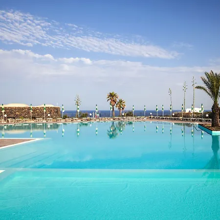 Qalea Pantelleria 4* Madonna Delle Grazie