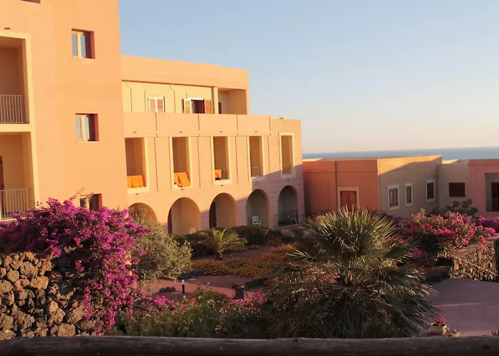 Hotel Qalea Pantelleria 4*